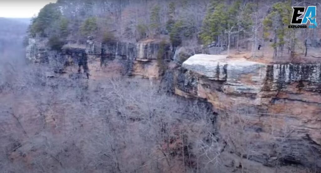 hawksbill-crag